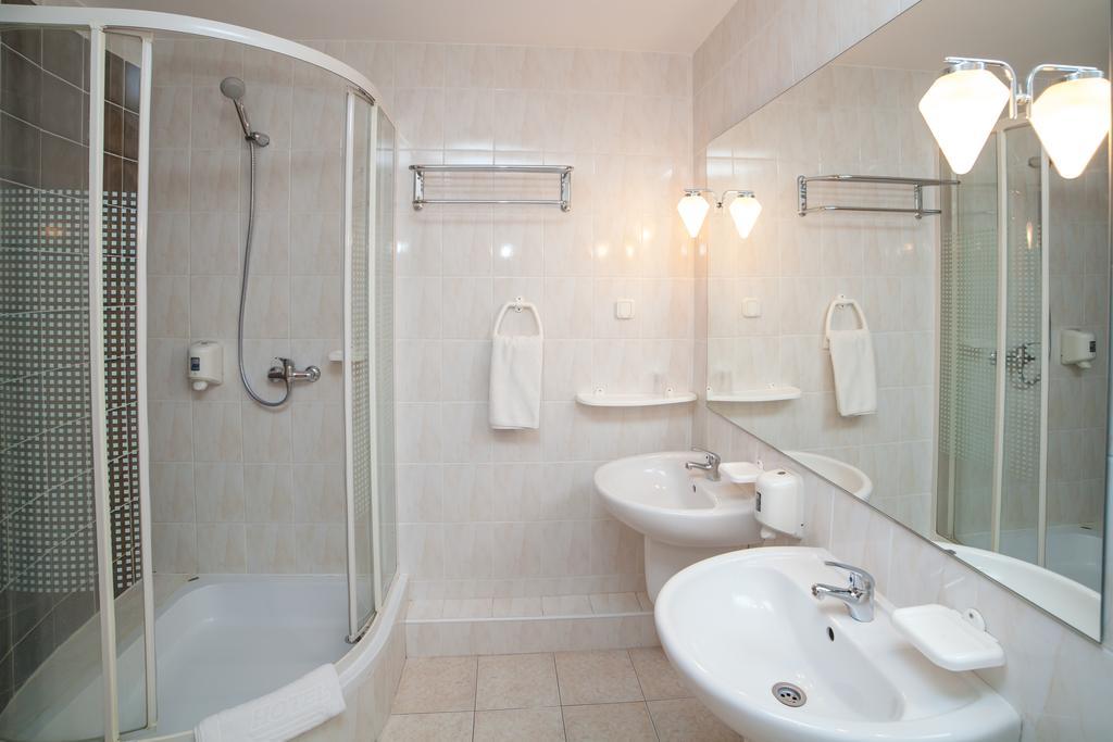 Hotel Ikar Бидгощ Номер фото
